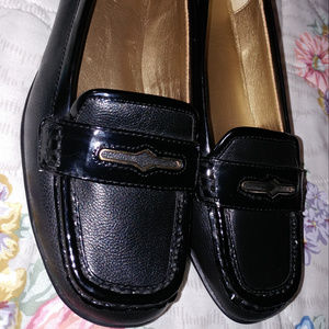 Circa Joan David Black Leather Luxe Slip On Shoes Size 7M Women
